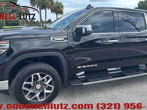 Used 2025 GMC Sierra 1500 SLT RWD image 31