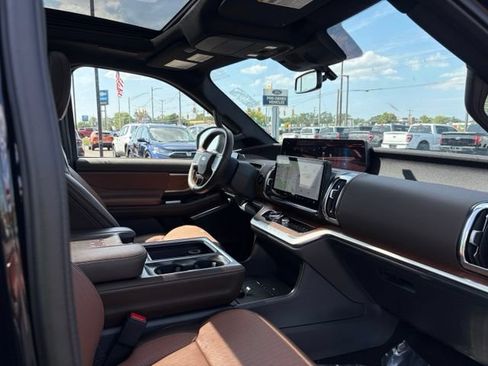 Used 2026 Ford Expedition King Ranch AWD/4WD image 13