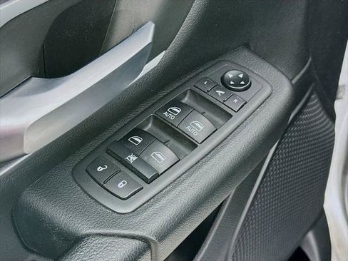 Certified 2021 RAM 1500 Big Horn image 24