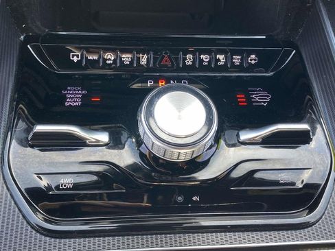 Used 2023 Jeep Grand Wagoneer Series II w/ Quick Order Packagew 28T image 29