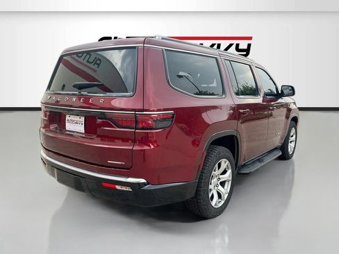 Used 2022 Jeep Wagoneer Series II AWD/4WD image 7