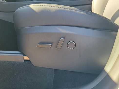 Used 2024 Tesla Model Y Long Range image 15