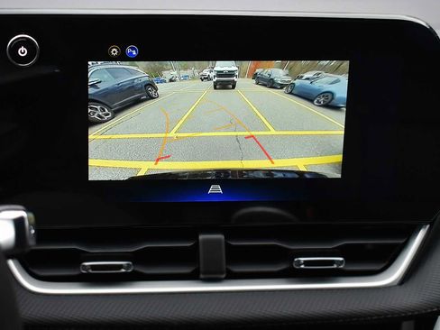 New 2026 Chevrolet Equinox LT w/ Convenience Package II image 18