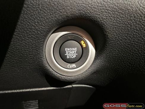 New 2026 Chrysler Pacifica Select image 11