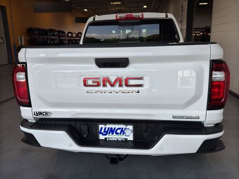 New 2026 GMC Canyon Elevation image 42