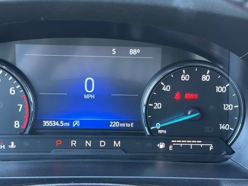 Used 2020 Ford Explorer XLT w/ Equipment Group 202A RWD image 35