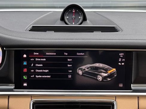 Used 2023 Porsche Panamera Platinum Edition RWD image 27