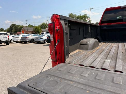 Used 2020 Chevrolet Silverado 3500 LTZ AWD/4WD image 12