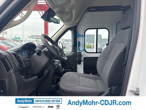 New 2024 RAM ProMaster 3500 w/ Delivery Van Package FWD image 4