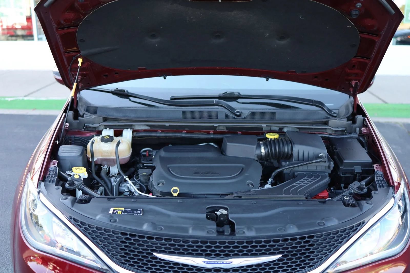 Used 2019 Chrysler Pacifica Limited FWD image 51
