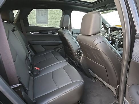 Certified 2023 Cadillac XT5 Premium Luxury AWD/4WD image 21