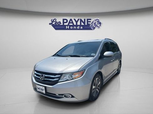 Used 2016 Honda Odyssey Touring Elite image 3