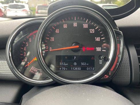 Used 2019 MINI Cooper 2-Door Hardtop FWD image 16