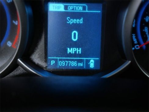 Used 2015 Chevrolet Cruze LT image 22