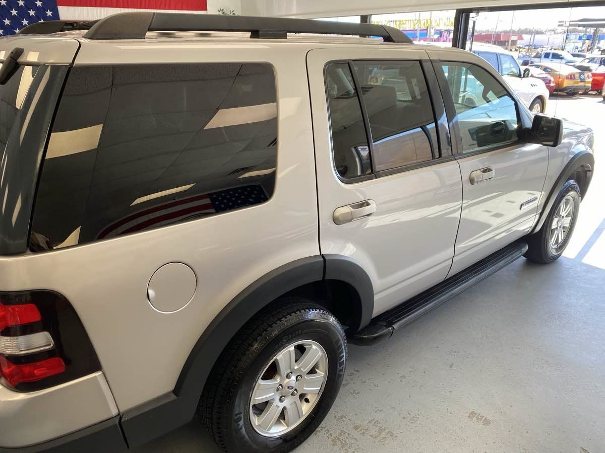 Used 2007 Ford Explorer XLT RWD image 14