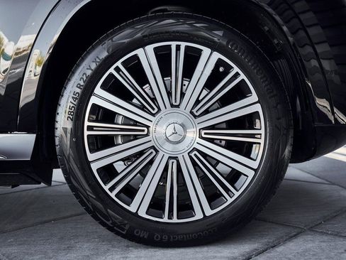 Used 2026 Mercedes-Benz Maybach GLS 600 4MATIC image 21