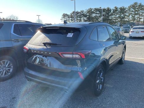 Used 2025 Ford Escape ST-Line image 9