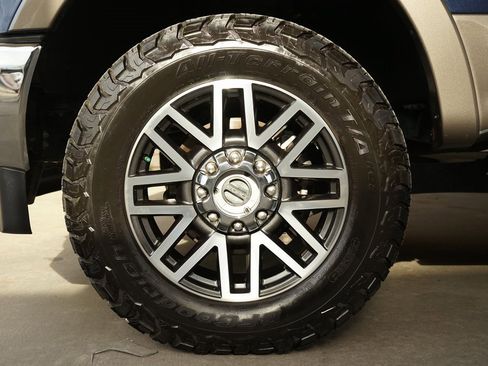 Used 2019 Ford F250 Lariat w/ Lariat Ultimate Package image 31