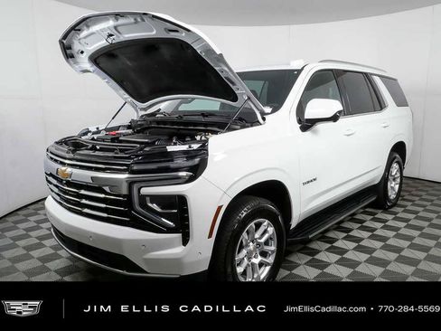 Used 2025 Chevrolet Tahoe LT AWD/4WD image 33
