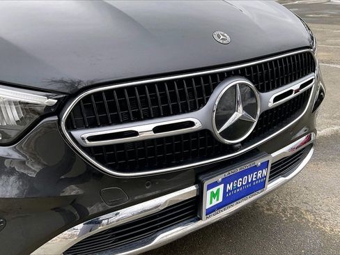 Used 2023 Mercedes-Benz GLC 300 4MATIC image 32