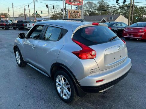 Used 2014 Nissan Juke S image 16