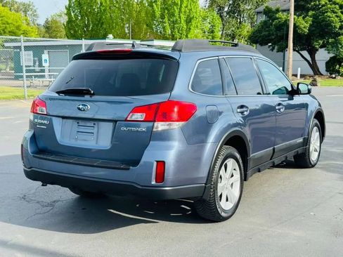 Used 2014 Subaru Outback 2.5i Limited AWD/4WD image 5