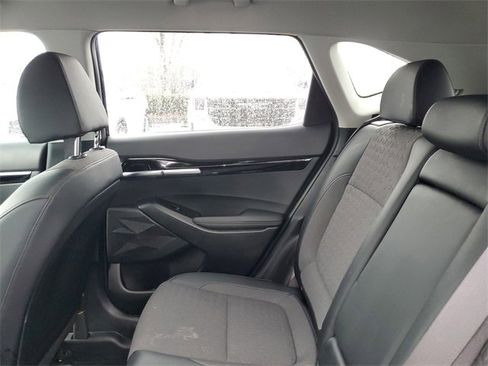 Used 2025 Kia Seltos S image 10