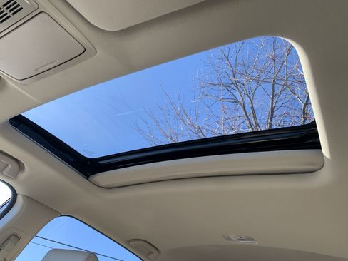 Used 2019 Honda CR-V Touring image 28