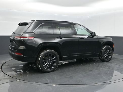 New 2026 Jeep Grand Cherokee Limited image 7
