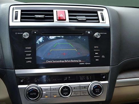 Used 2017 Subaru Outback 2.5i Limited image 19