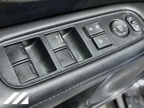 Used 2016 Honda HR-V LX image 19