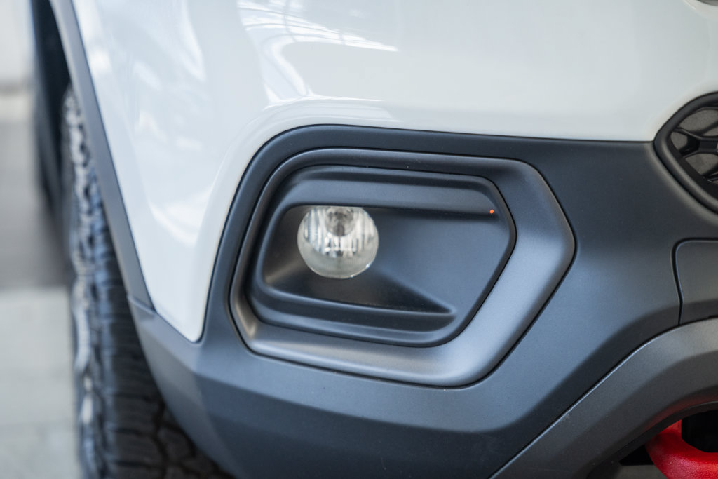 Certified 2025 Jeep Compass Trailhawk AWD/4WD image 13