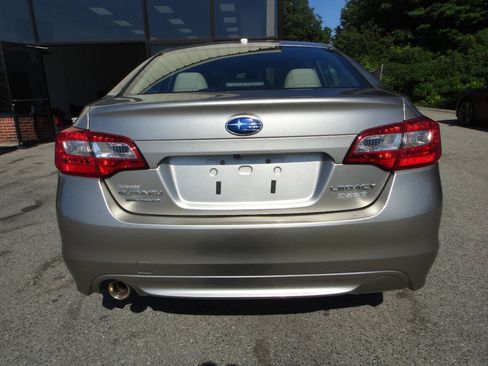 Used 2015 Subaru Legacy 2.5i Limited AWD/4WD image 5