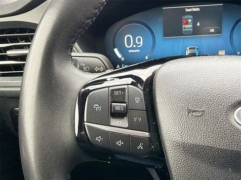 Used 2023 Ford Escape Platinum image 12