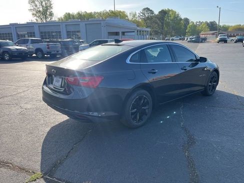 Used 2023 Chevrolet Malibu LT w/ Driver Confidence Package FWD image 3