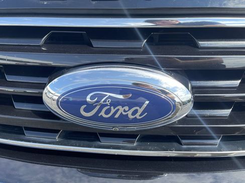 Used 2021 Ford Expedition Limited AWD/4WD image 32