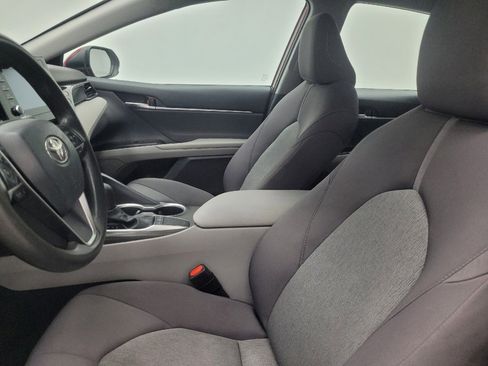 Used 2022 Toyota Camry LE image 17