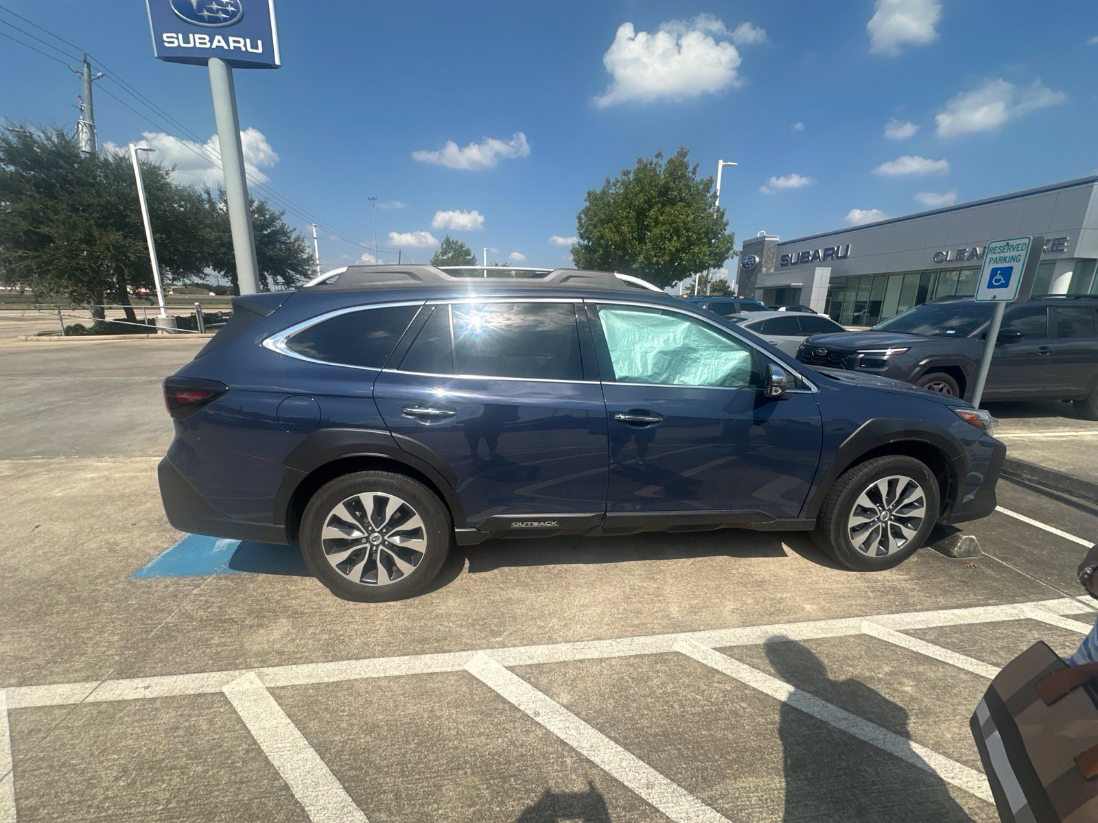Certified 2023 Subaru Outback Touring XT AWD/4WD image 1