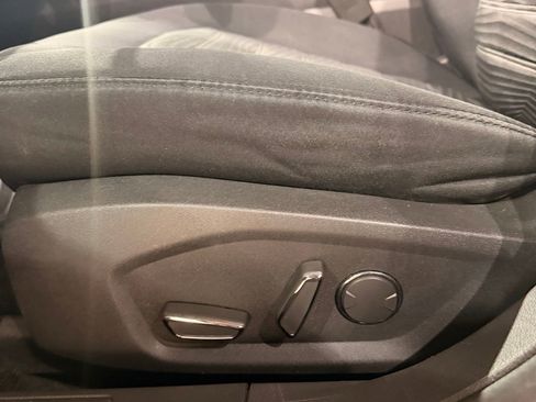 Used 2016 Ford Fusion SE image 18