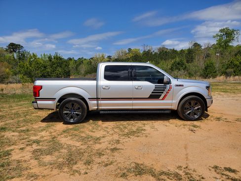Used 2018 Ford F150 Lariat image 13