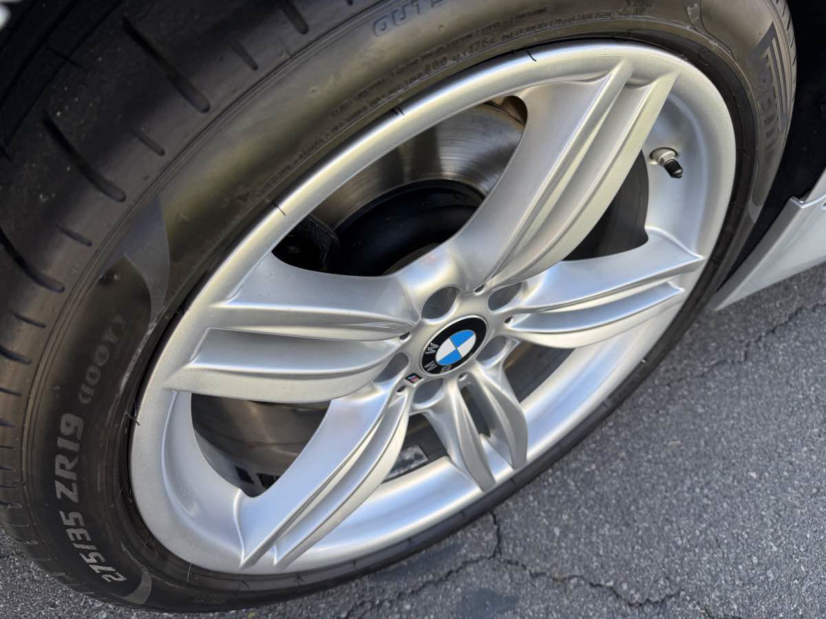 Used 2016 BMW 550i Sedan RWD image 15