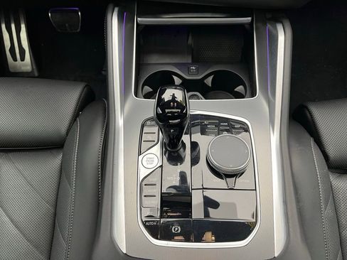 Certified 2023 BMW X6 xDrive40i w/ M Sport Package image 12