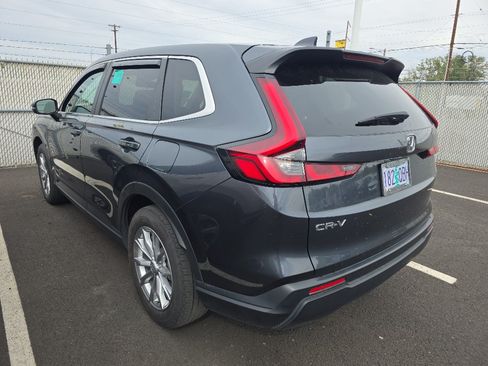 Used 2025 Honda CR-V EX image 4