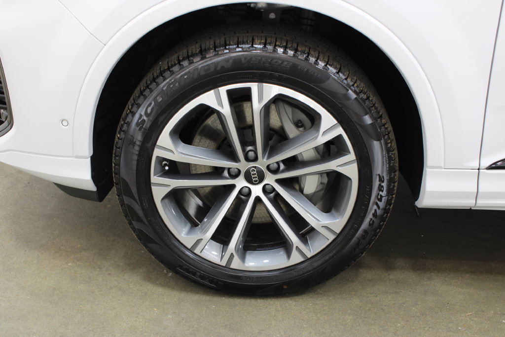 New 2026 Audi Q7 2.0T Premium AWD/4WD image 30