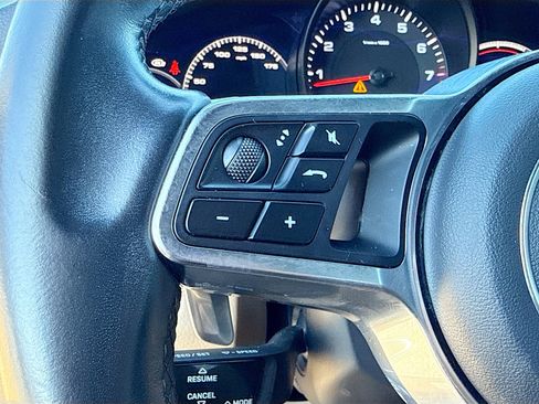 Used 2019 Porsche Cayenne AWD image 37