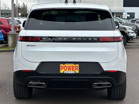 Used 2024 Land Rover Range Rover Sport SE AWD/4WD image 5