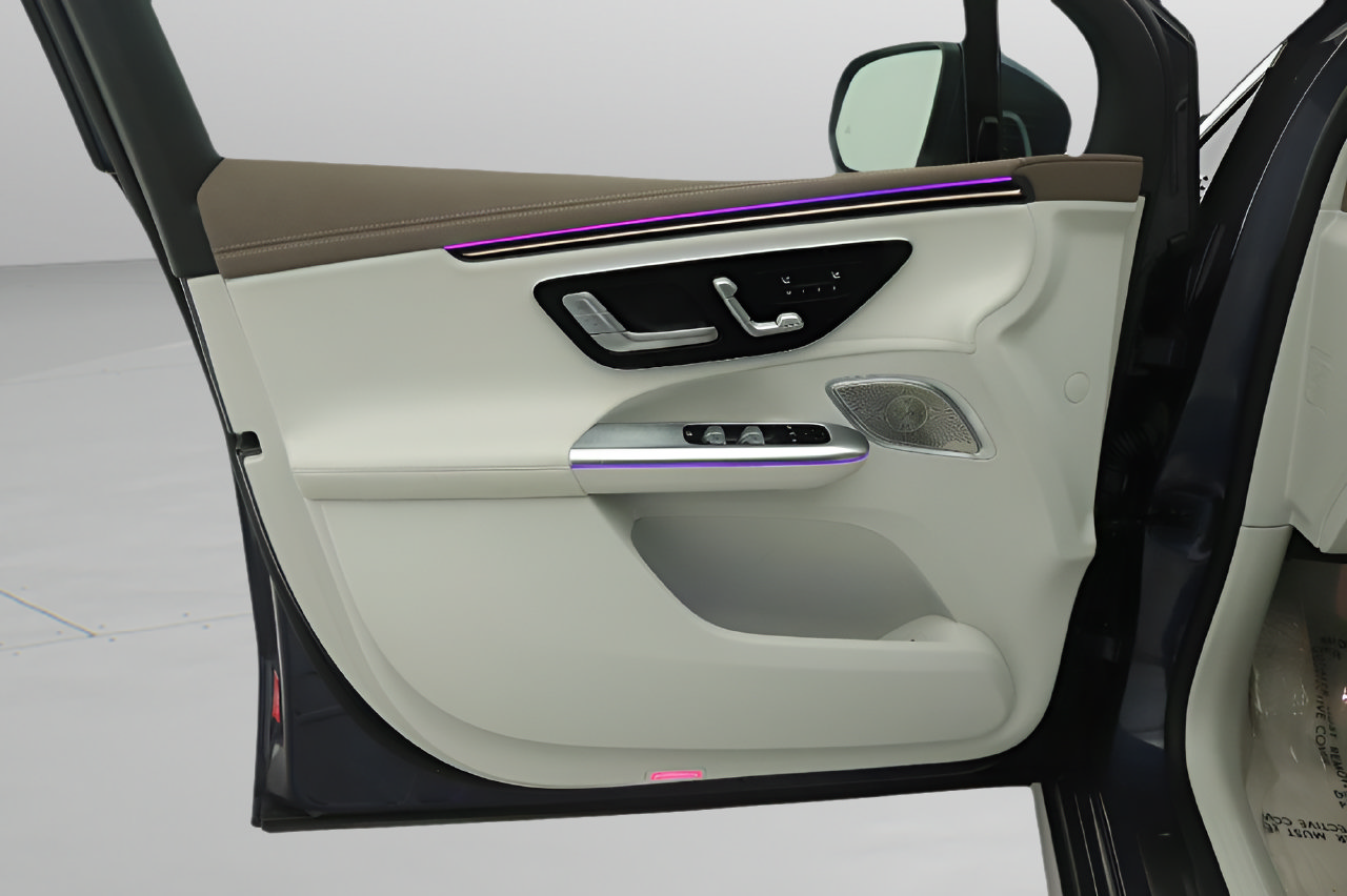 Certified 2023 Mercedes-Benz EQE 350+ SUV image 17