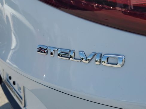 Used 2022 Alfa Romeo Stelvio Ti w/ Active Assist Plus Package image 31