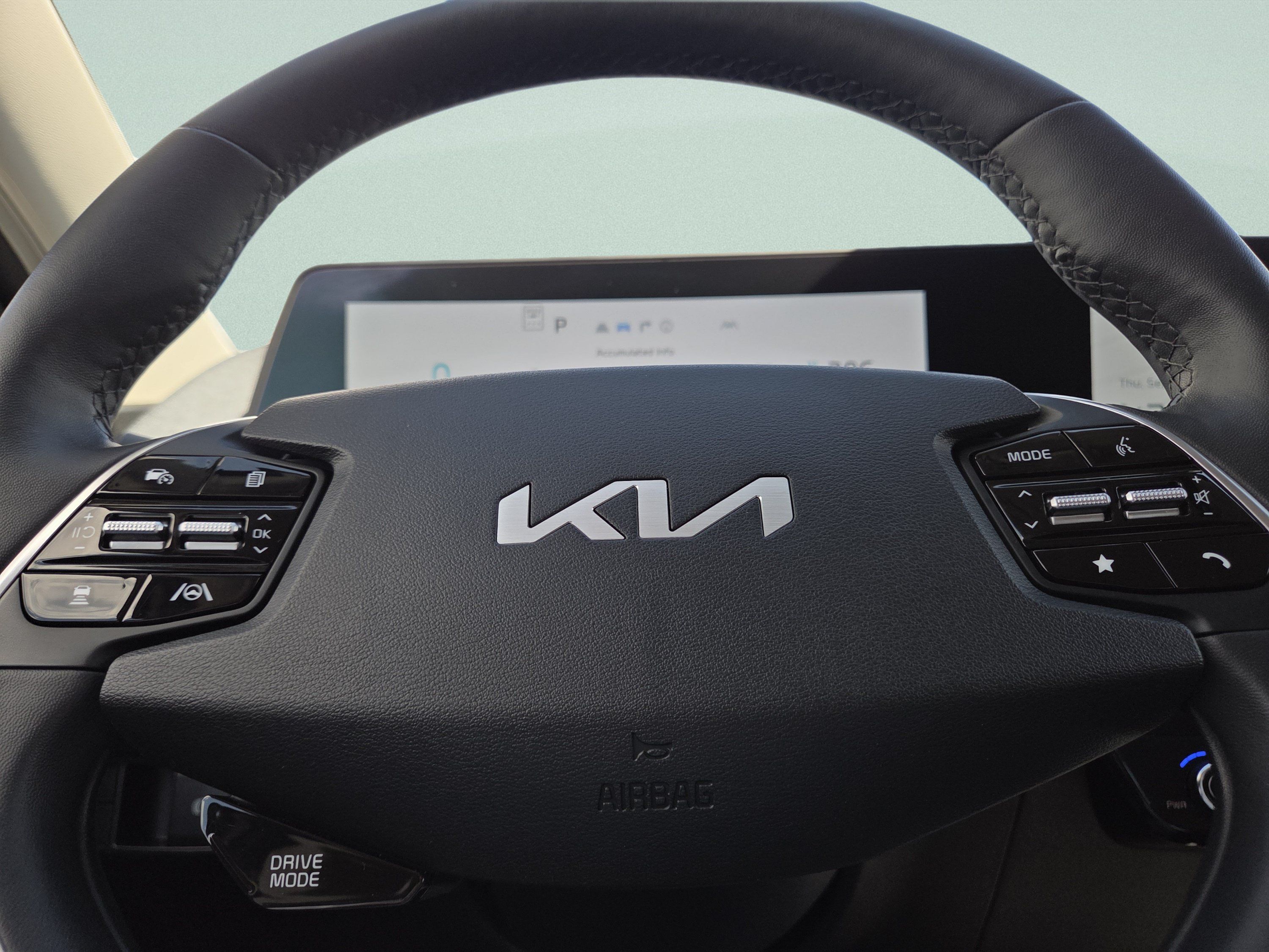 Used 2024 Kia EV6 Light AWD/4WD image 31