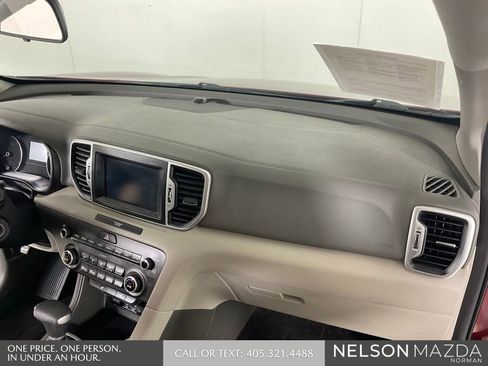 Used 2018 Kia Sportage LX w/ LX Popular Package AWD/4WD image 31